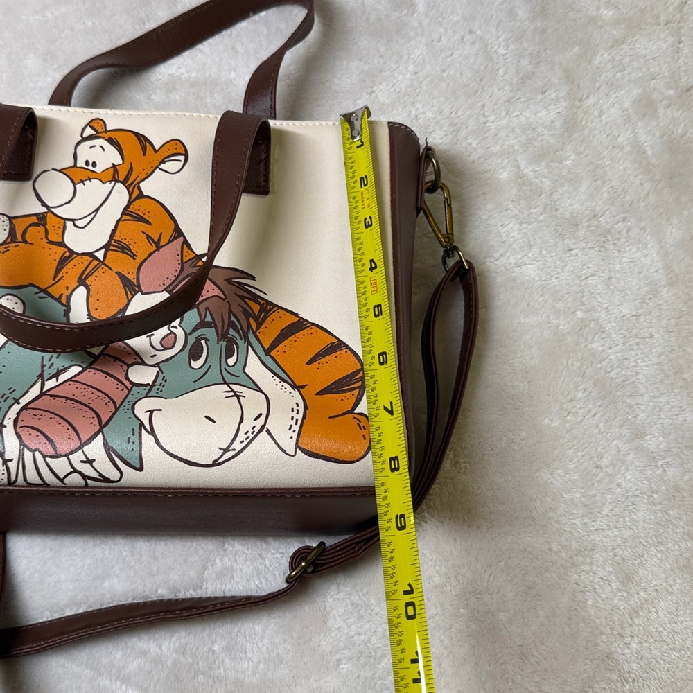 ⭐️Loungefly Disney Winnie the Pooh Group Hug satchel bag - Picture 12 of 13